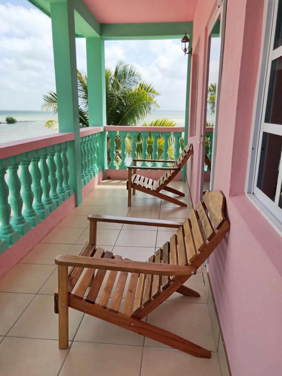Sunshine View Hotel And Restaurant 库罗扎 外观 照片