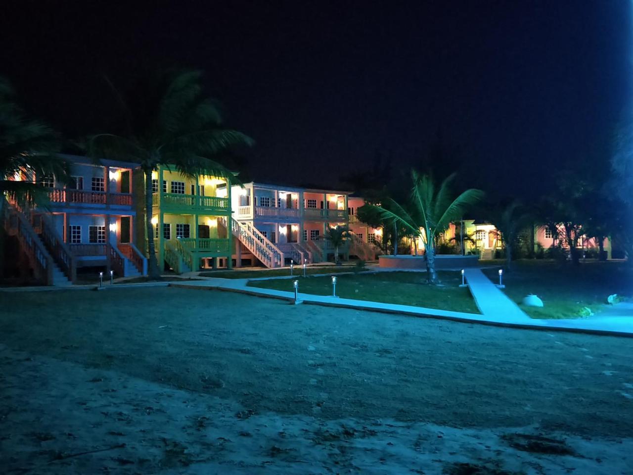 Sunshine View Hotel And Restaurant 库罗扎 外观 照片