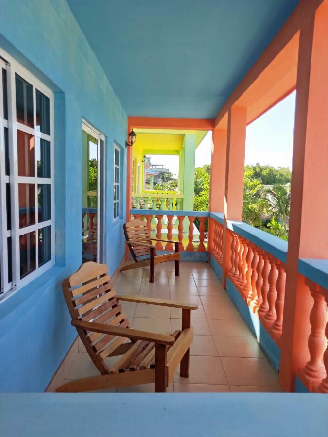 Sunshine View Hotel And Restaurant 库罗扎 外观 照片